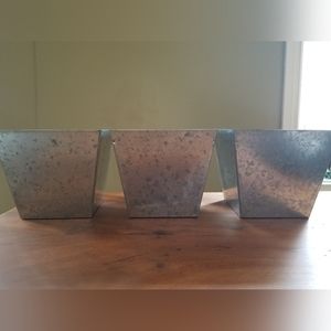 Galvanized metal planters/flower pots - set of 3